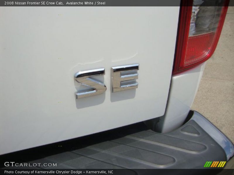 Avalanche White / Steel 2008 Nissan Frontier SE Crew Cab