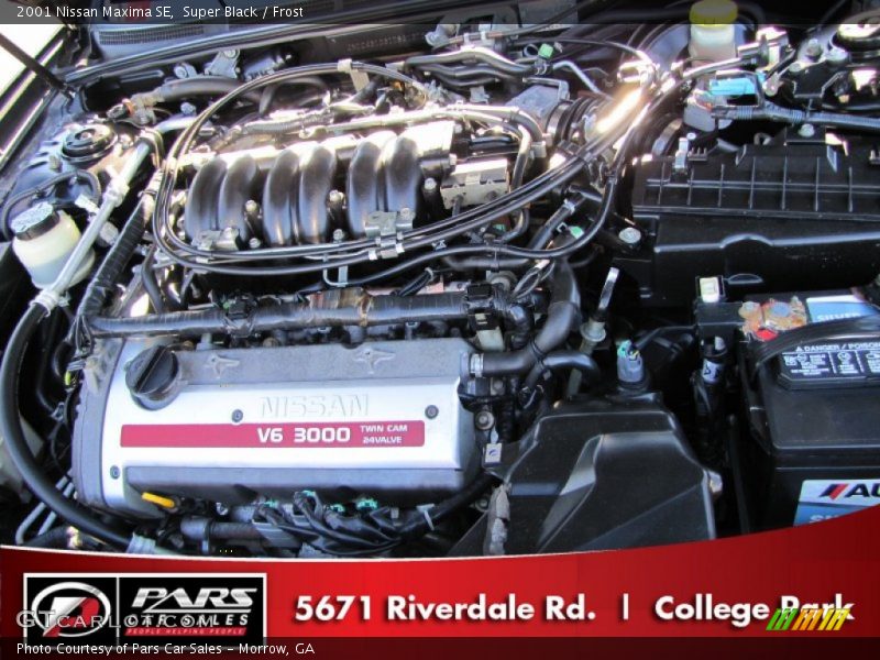 Super Black / Frost 2001 Nissan Maxima SE