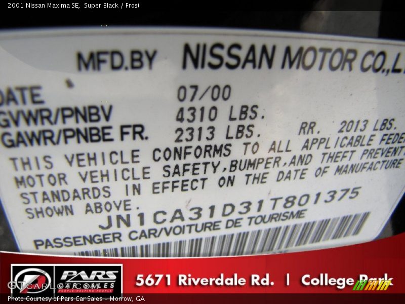 Super Black / Frost 2001 Nissan Maxima SE