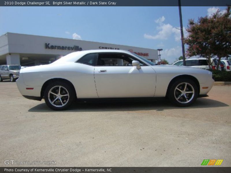 Bright Silver Metallic / Dark Slate Gray 2010 Dodge Challenger SE