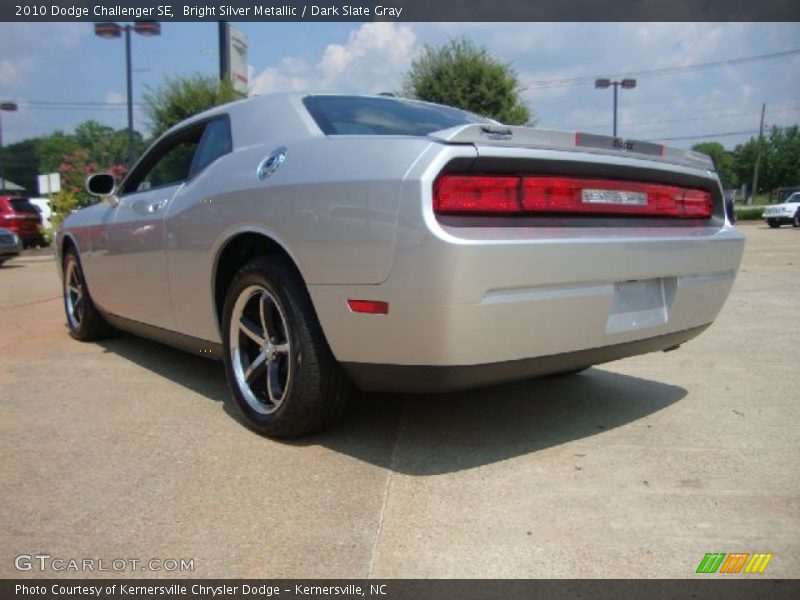 Bright Silver Metallic / Dark Slate Gray 2010 Dodge Challenger SE