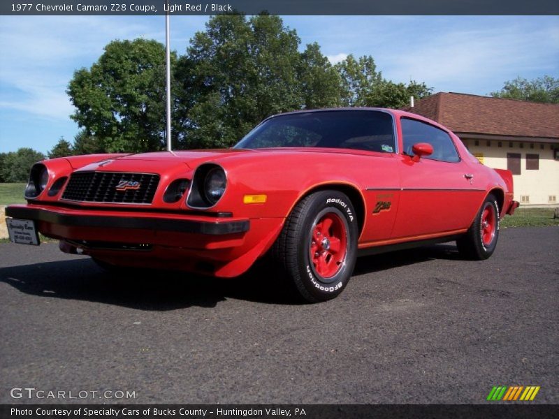 Front 3/4 View of 1977 Camaro Z28 Coupe