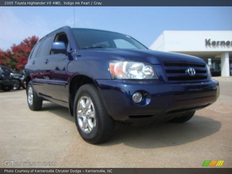 Indigo Ink Pearl / Gray 2005 Toyota Highlander V6 4WD