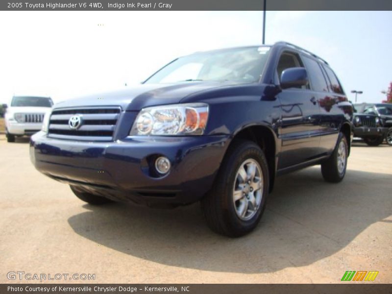 Indigo Ink Pearl / Gray 2005 Toyota Highlander V6 4WD