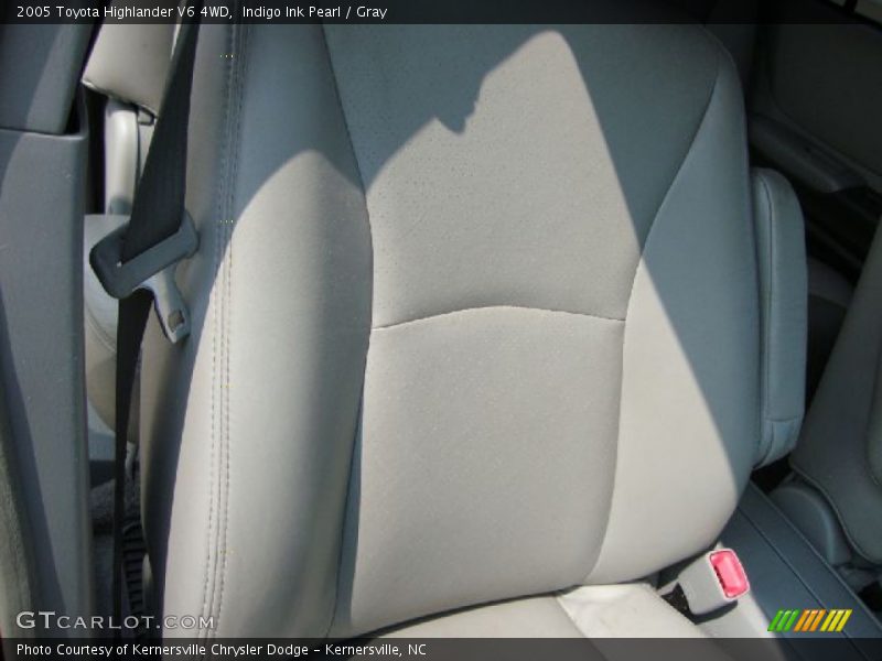 Indigo Ink Pearl / Gray 2005 Toyota Highlander V6 4WD