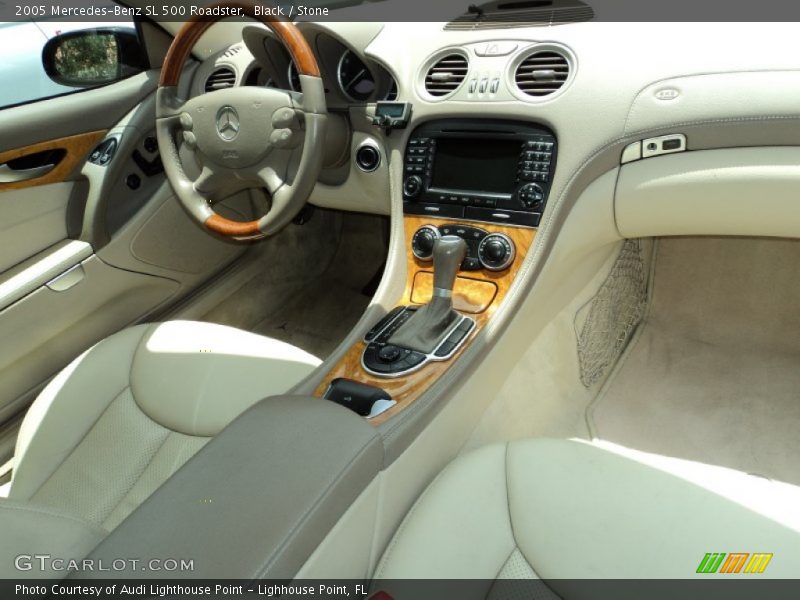 Dashboard of 2005 SL 500 Roadster