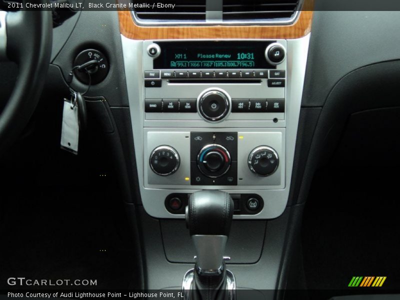 Controls of 2011 Malibu LT