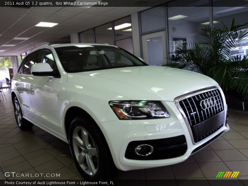 Ibis White / Cardamom Beige 2011 Audi Q5 3.2 quattro