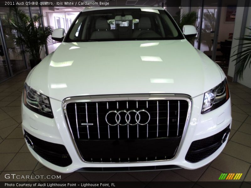 Ibis White / Cardamom Beige 2011 Audi Q5 3.2 quattro