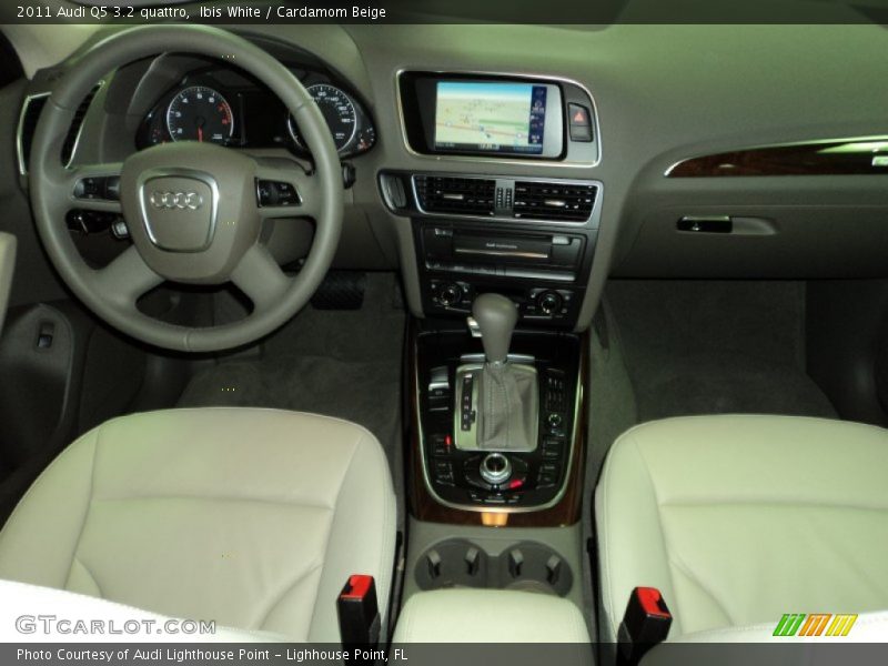 Ibis White / Cardamom Beige 2011 Audi Q5 3.2 quattro