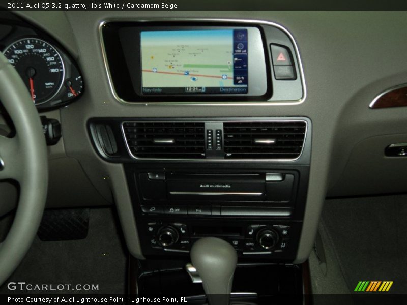 Navigation of 2011 Q5 3.2 quattro