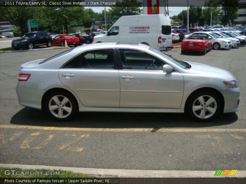 Classic Silver Metallic / Dark Charcoal 2011 Toyota Camry SE