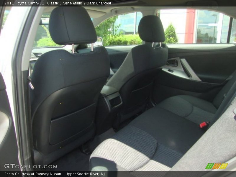 Classic Silver Metallic / Dark Charcoal 2011 Toyota Camry SE