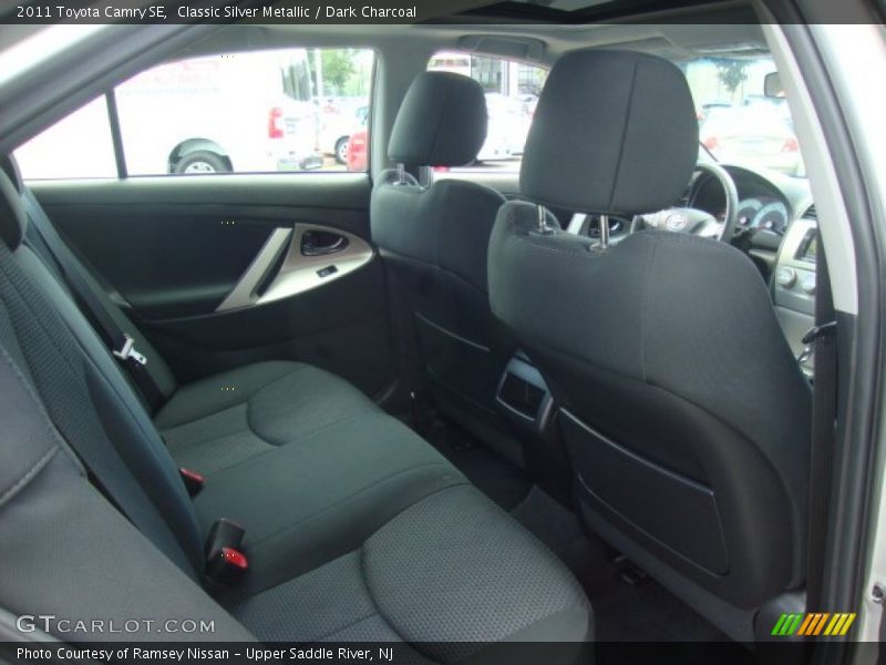 Classic Silver Metallic / Dark Charcoal 2011 Toyota Camry SE