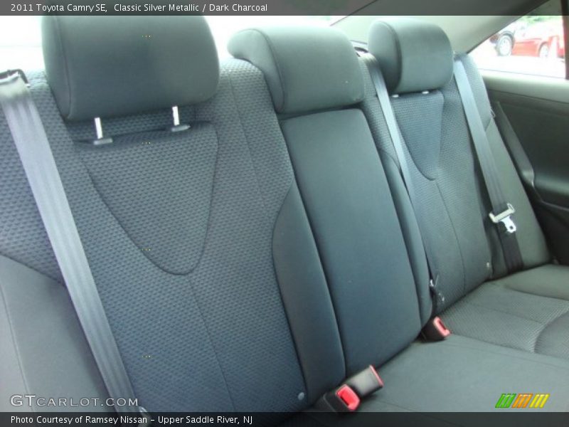 Classic Silver Metallic / Dark Charcoal 2011 Toyota Camry SE