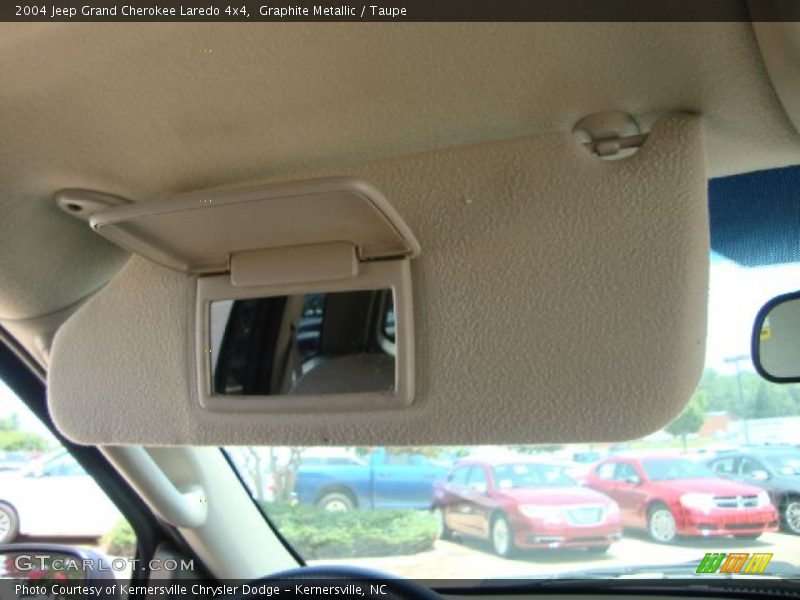 Graphite Metallic / Taupe 2004 Jeep Grand Cherokee Laredo 4x4