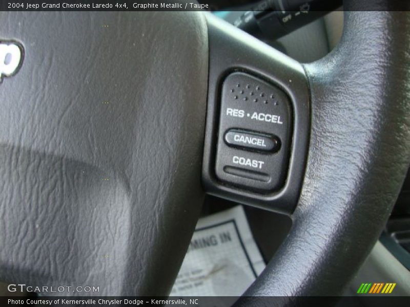 Graphite Metallic / Taupe 2004 Jeep Grand Cherokee Laredo 4x4