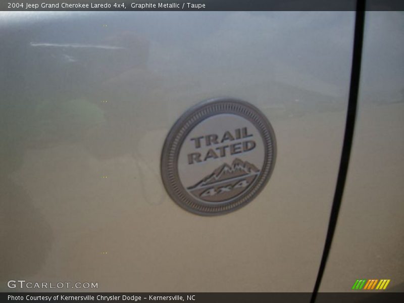 Graphite Metallic / Taupe 2004 Jeep Grand Cherokee Laredo 4x4