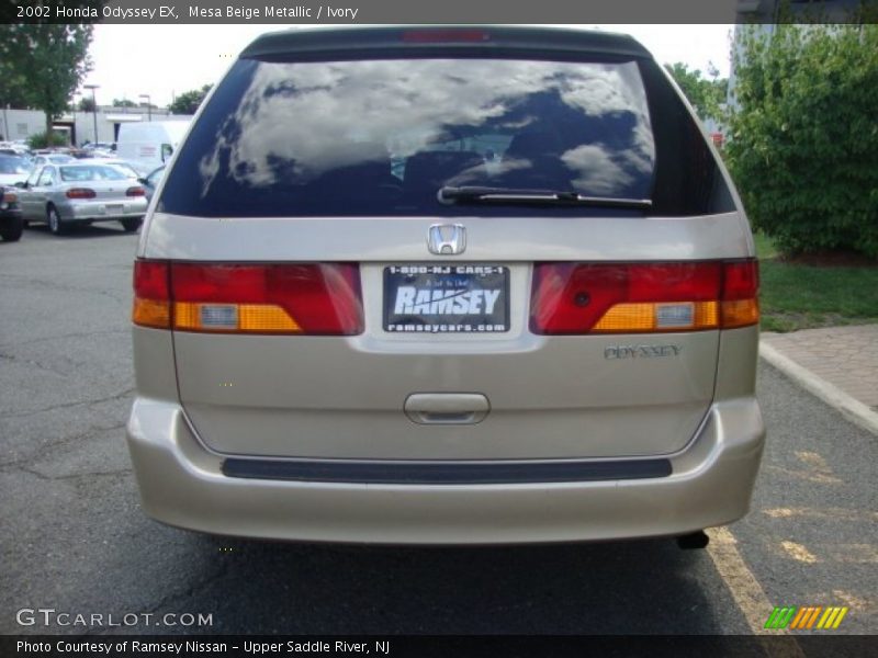 Mesa Beige Metallic / Ivory 2002 Honda Odyssey EX