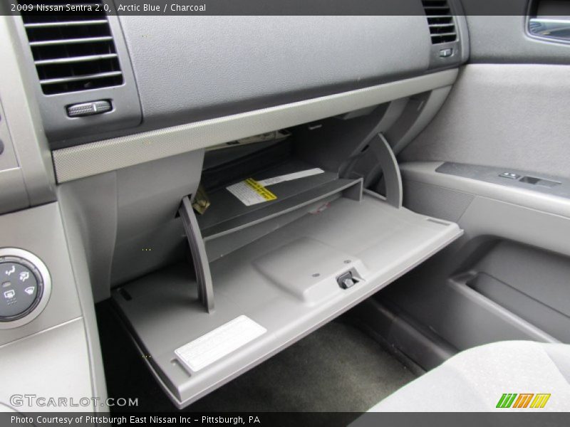 Arctic Blue / Charcoal 2009 Nissan Sentra 2.0