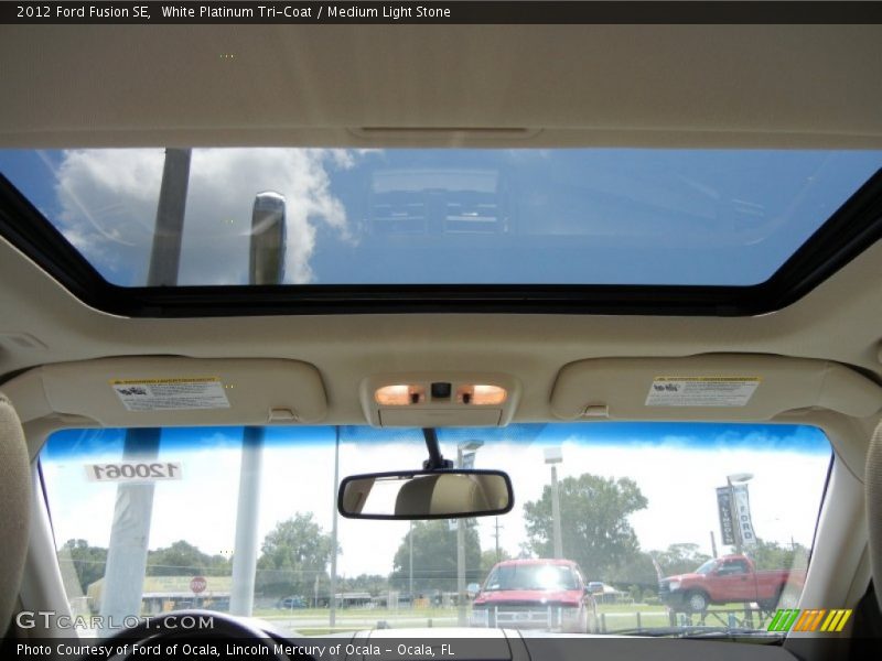 White Platinum Tri-Coat / Medium Light Stone 2012 Ford Fusion SE