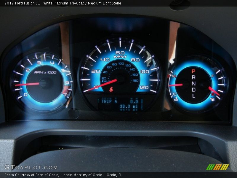 White Platinum Tri-Coat / Medium Light Stone 2012 Ford Fusion SE