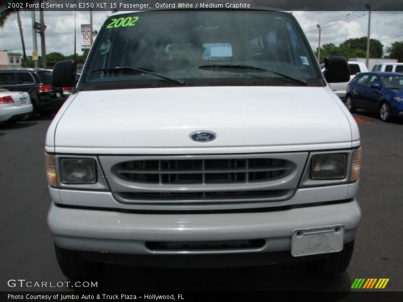 Oxford White / Medium Graphite 2002 Ford E Series Van E350 XLT 15 Passenger