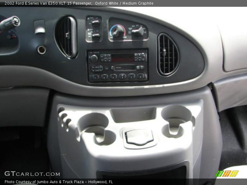 Oxford White / Medium Graphite 2002 Ford E Series Van E350 XLT 15 Passenger