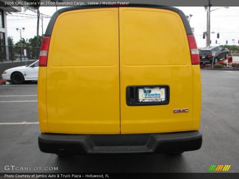 Yellow / Medium Pewter 2006 GMC Savana Van 2500 Extended Cargo