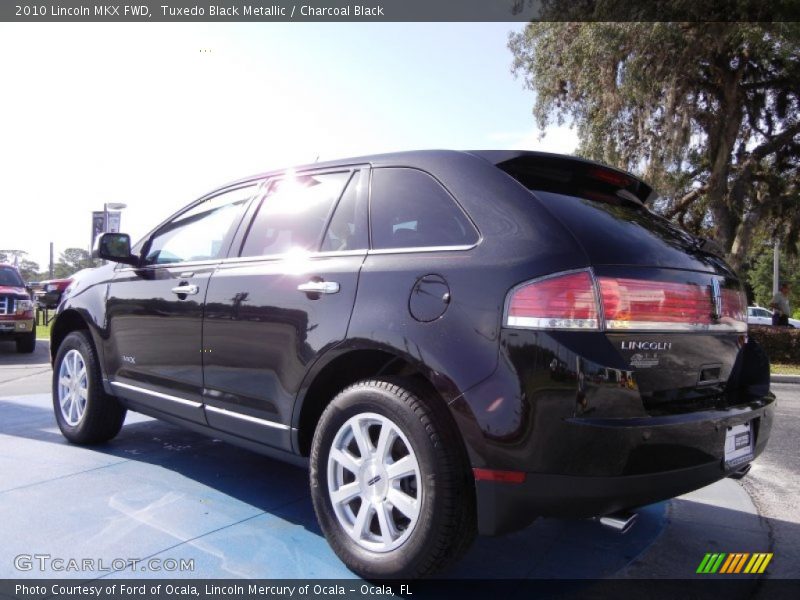 Tuxedo Black Metallic / Charcoal Black 2010 Lincoln MKX FWD