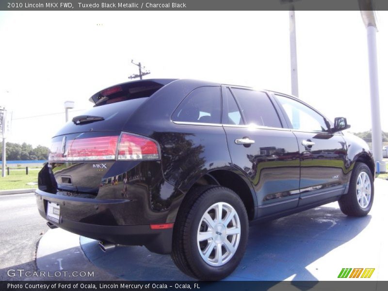 Tuxedo Black Metallic / Charcoal Black 2010 Lincoln MKX FWD