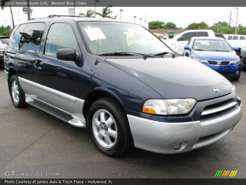 Front 3/4 View of 2002 Quest GXE