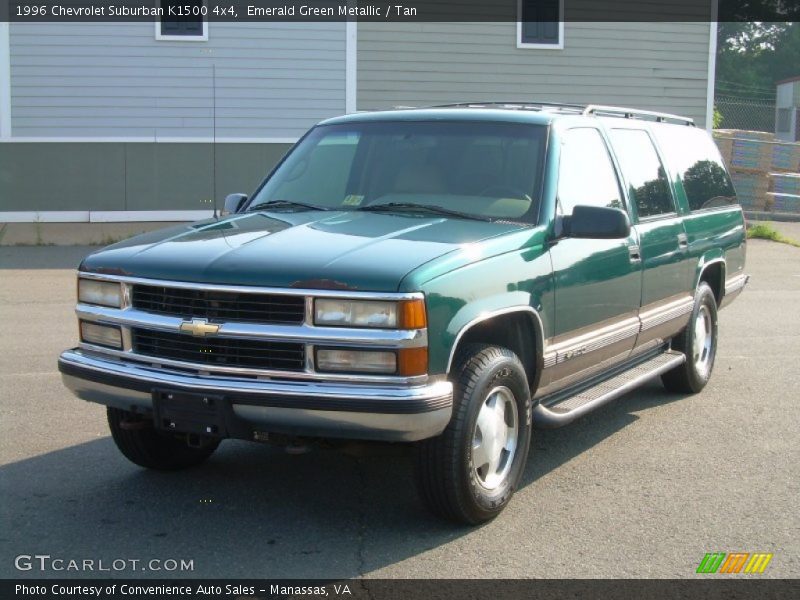 Front 3/4 View of 1996 Suburban K1500 4x4