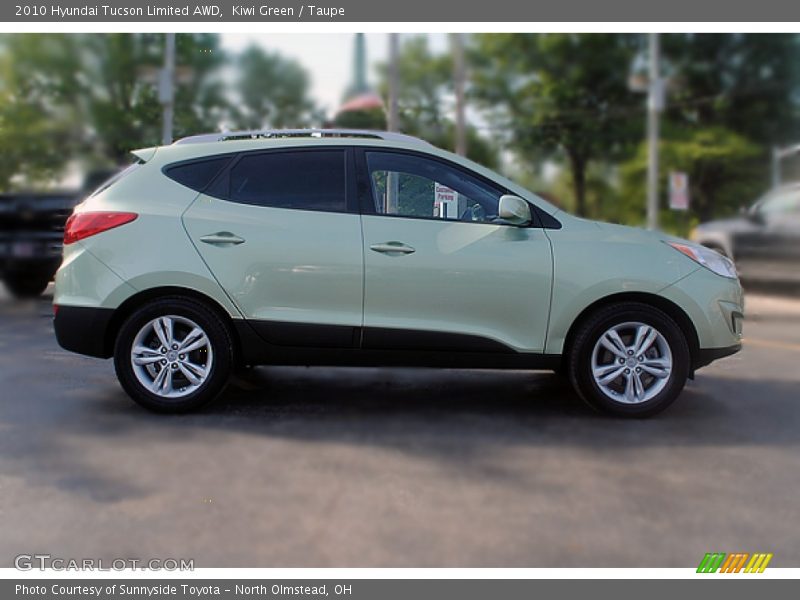  2010 Tucson Limited AWD Kiwi Green