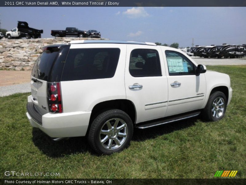 White Diamond Tintcoat / Ebony 2011 GMC Yukon Denali AWD