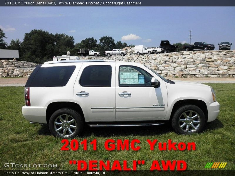 White Diamond Tintcoat / Cocoa/Light Cashmere 2011 GMC Yukon Denali AWD