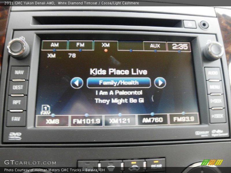 White Diamond Tintcoat / Cocoa/Light Cashmere 2011 GMC Yukon Denali AWD