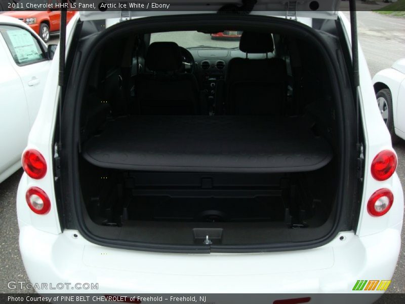 Arctic Ice White / Ebony 2011 Chevrolet HHR LS Panel