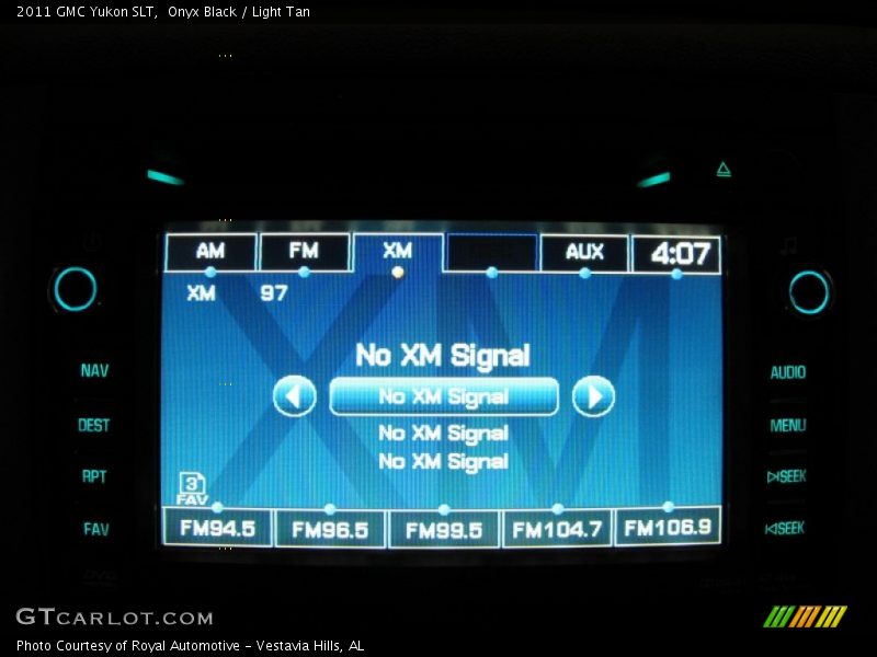Onyx Black / Light Tan 2011 GMC Yukon SLT