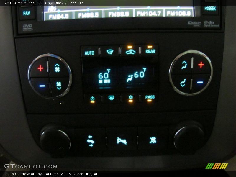 Onyx Black / Light Tan 2011 GMC Yukon SLT
