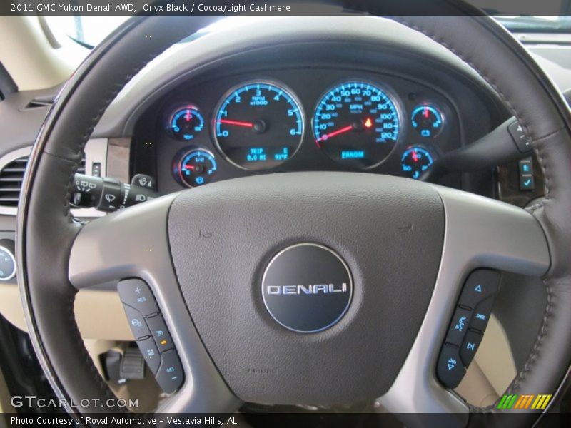 Onyx Black / Cocoa/Light Cashmere 2011 GMC Yukon Denali AWD
