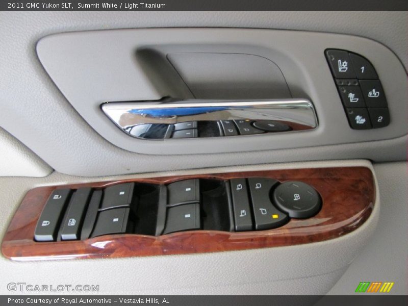 Summit White / Light Titanium 2011 GMC Yukon SLT