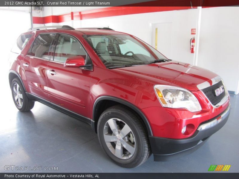 Front 3/4 View of 2012 Acadia SLT
