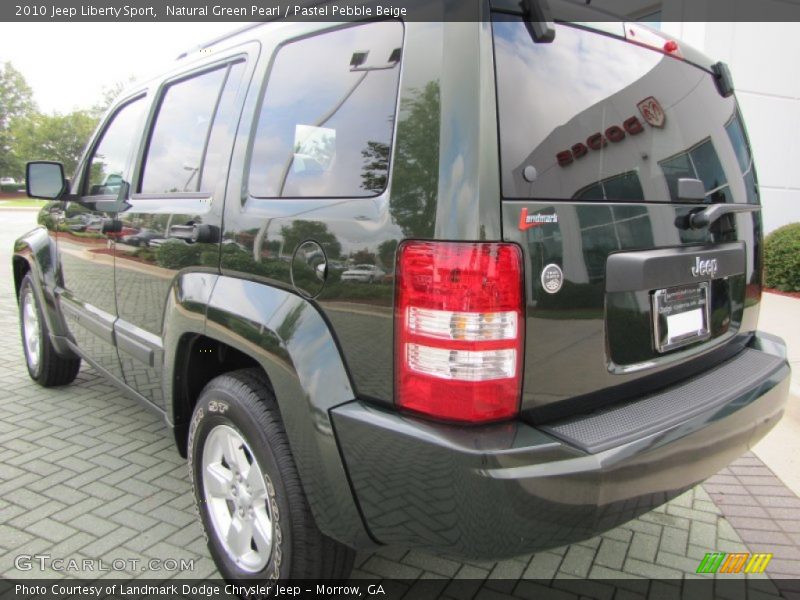 Natural Green Pearl / Pastel Pebble Beige 2010 Jeep Liberty Sport