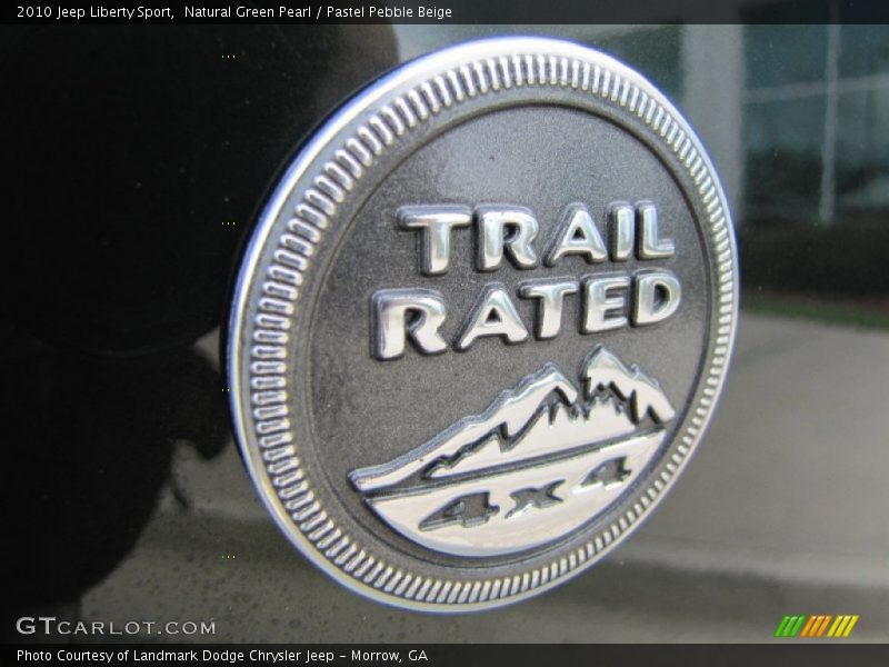 Natural Green Pearl / Pastel Pebble Beige 2010 Jeep Liberty Sport