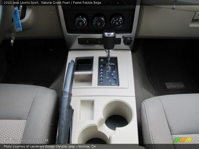 Natural Green Pearl / Pastel Pebble Beige 2010 Jeep Liberty Sport