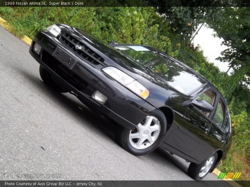 Super Black / Dusk 1999 Nissan Altima SE