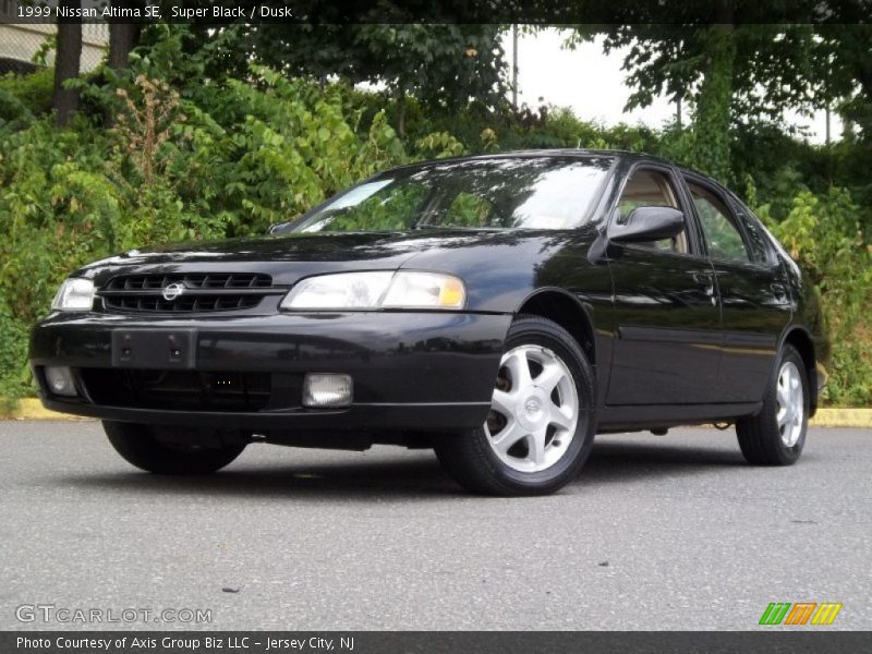Super Black / Dusk 1999 Nissan Altima SE
