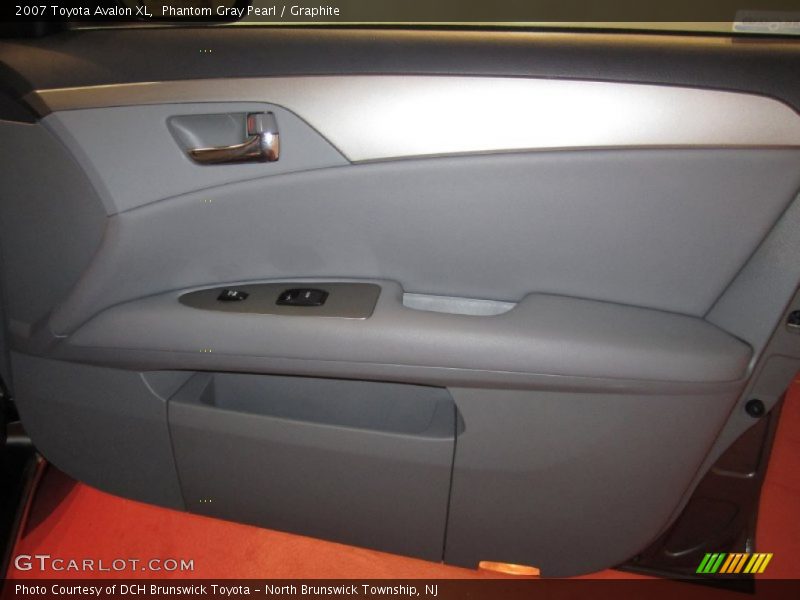 Phantom Gray Pearl / Graphite 2007 Toyota Avalon XL