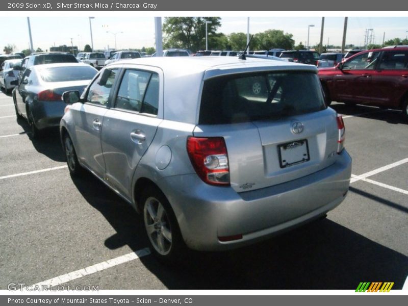 Silver Streak Mica / Charcoal Gray 2009 Scion xD
